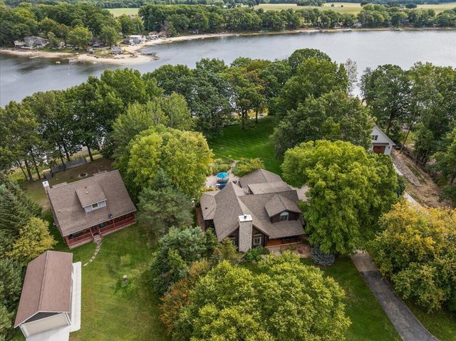 2380 W Shore Drive, Trufant, MI 49347
