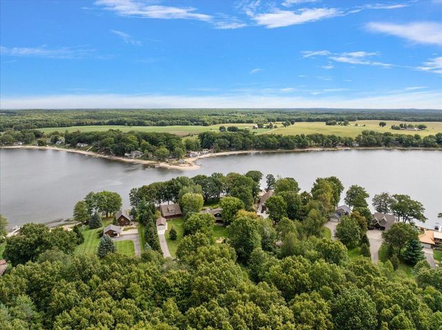 2380 W Shore Drive, Trufant, MI 49347
