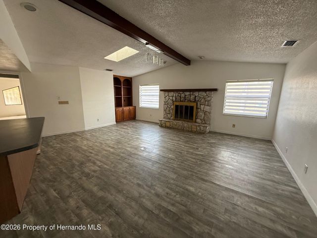5312 Suwannee Road, Weeki Wachee, FL 34607