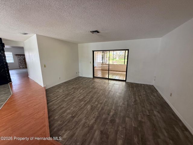 5312 Suwannee Road, Weeki Wachee, FL 34607