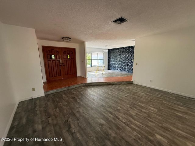 5312 Suwannee Road, Weeki Wachee, FL 34607
