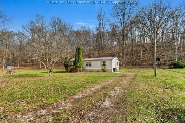 1404 High Street, St Albans, WV 25177