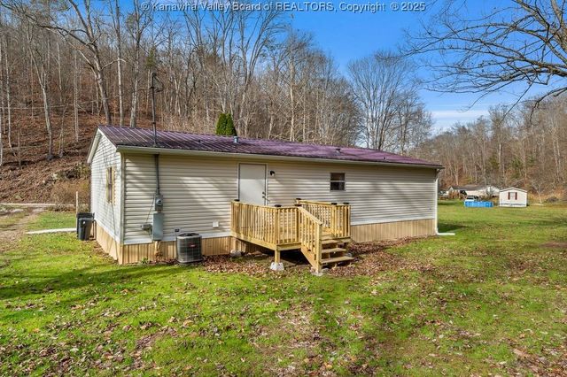 1404 High Street, St Albans, WV 25177