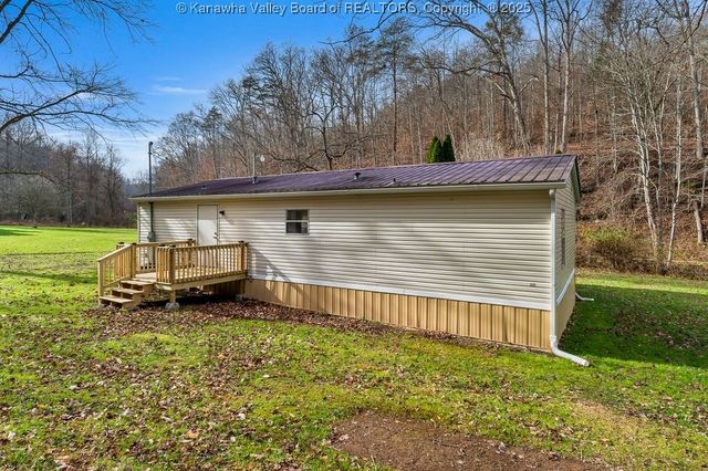 1404 High Street, St Albans, WV 25177