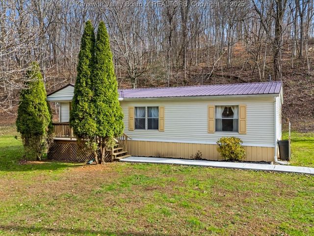 1404 High Street, St Albans, WV 25177