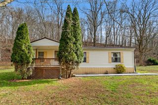 1404 High Street, St Albans, WV 25177