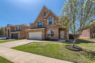 10305 Stoneside Trail, Fort Worth, TX 76244