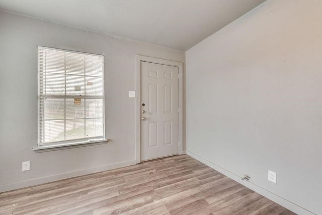 4414 Cinda Ree Lane, Dallas, TX 75216