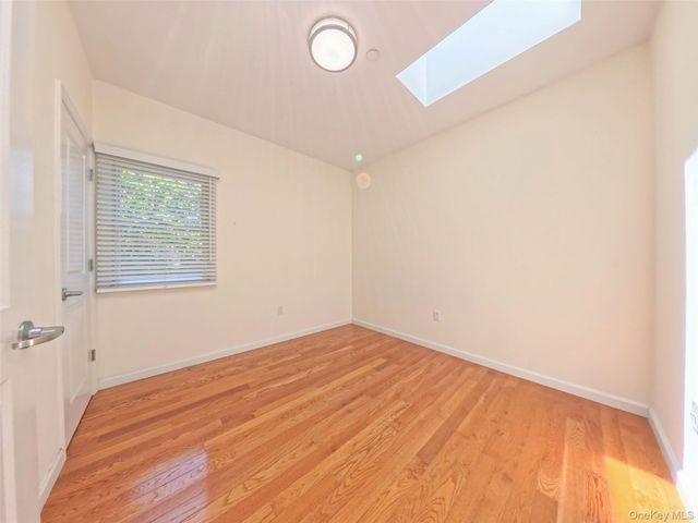 4038 194th Street 3B, Flushing, NY 11358