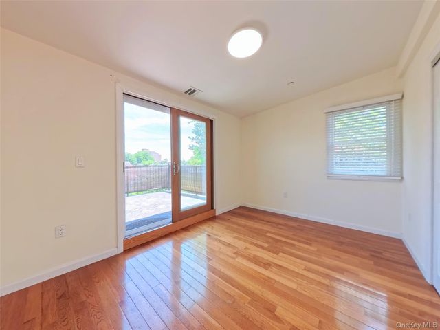 4038 194th Street 3B, Flushing, NY 11358
