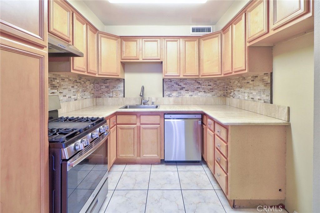 1375 Cypress, San Dimas, CA 91773 — photo 4