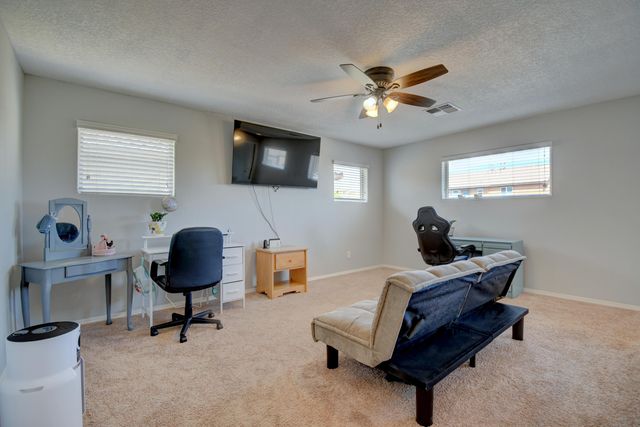 7202 Wasilla Drive NE, Rio Rancho, NM 87144