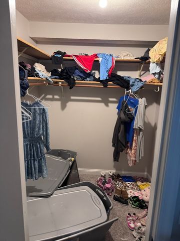 2006 Tracy Drive 1, Bloomington, IL 61704