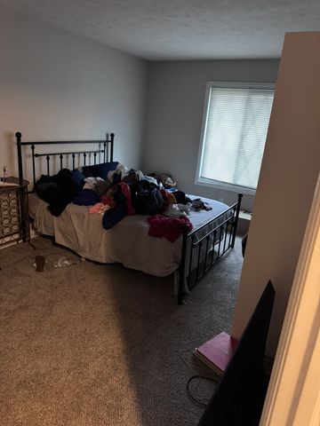 2006 Tracy Drive 1, Bloomington, IL 61704