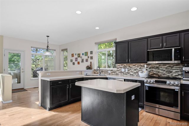 635 Golden Eagle Circle, Golden, CO 80401