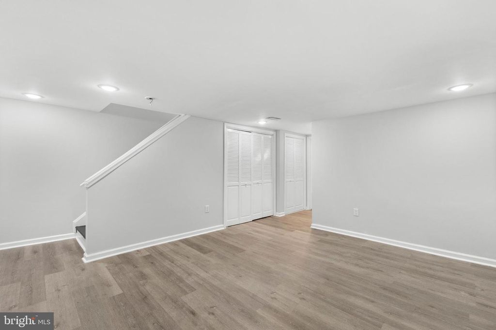 Image 26 of property listing at 5134 PEMBRIDGE AVE, Baltimore, MD 21215