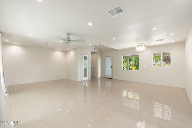 2219 W CATALINA Drive, Phoenix, AZ 85015