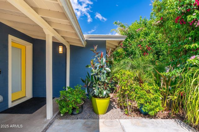 2219 W CATALINA Drive, Phoenix, AZ 85015