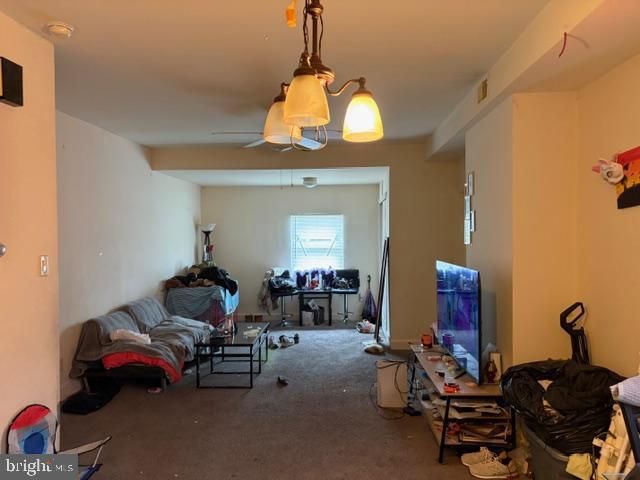2501 S GROSS ST, Philadelphia, PA 19142