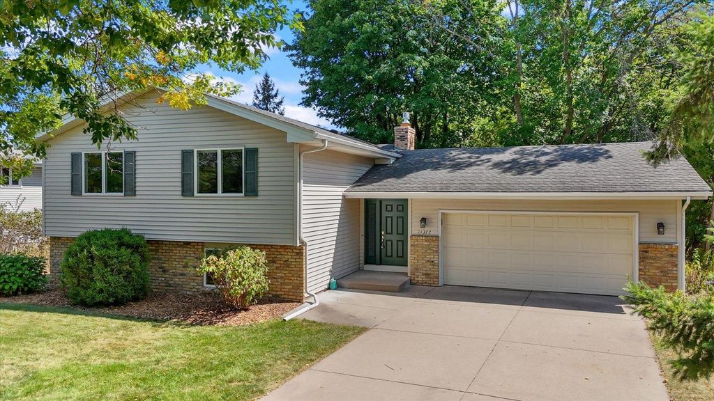 11377 Lily Street NW, Coon Rapids, MN 55433 — photo 2