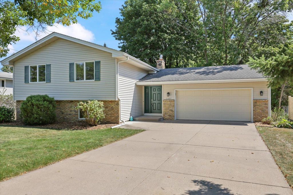 11377 Lily Street NW, Coon Rapids, MN 55433 — photo 5