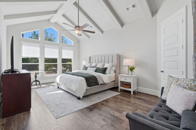 96 Winter Sunrise Circle, The Woodlands, TX 77375