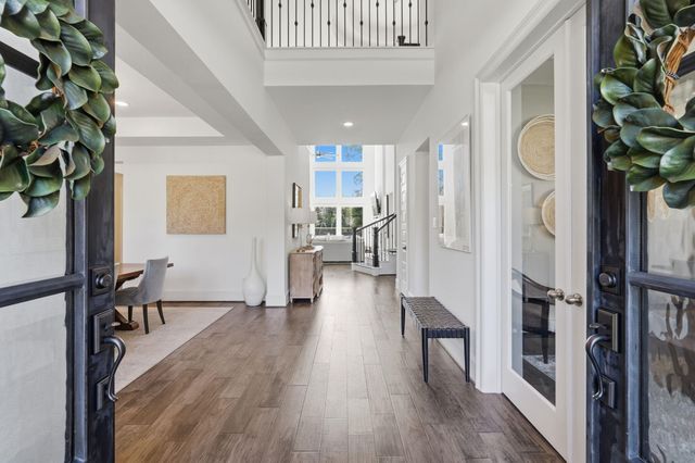 96 Winter Sunrise Circle, The Woodlands, TX 77375