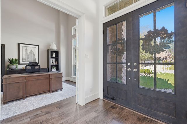 96 Winter Sunrise Circle, The Woodlands, TX 77375