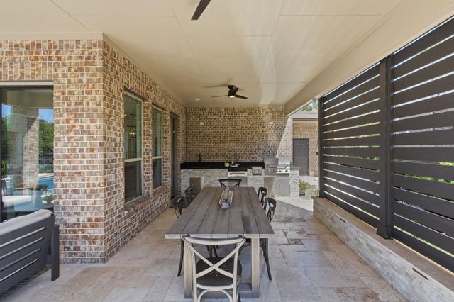 96 Winter Sunrise Circle, The Woodlands, TX 77375