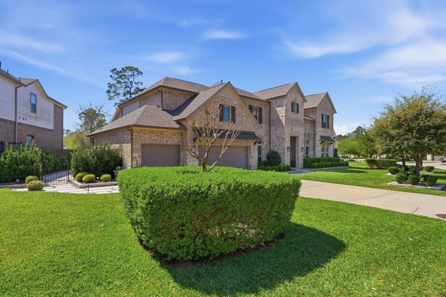 96 Winter Sunrise Circle, The Woodlands, TX 77375
