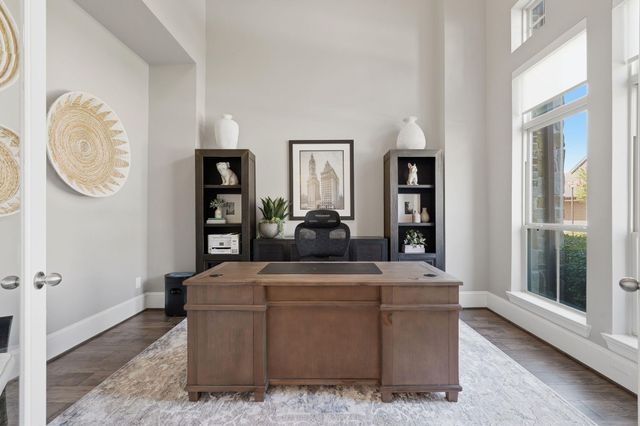 96 Winter Sunrise Circle, The Woodlands, TX 77375