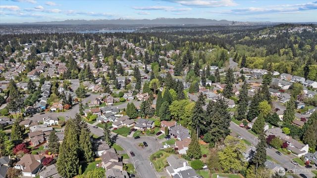 5036 NE 21st Street, Renton, WA 98059