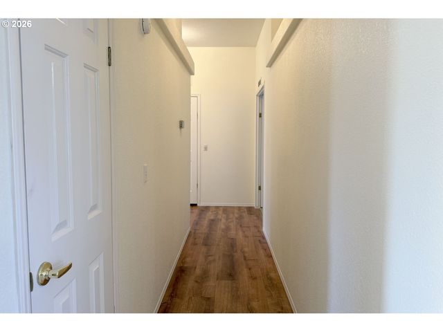 90750 HILL Rd, Springfield, OR 97478