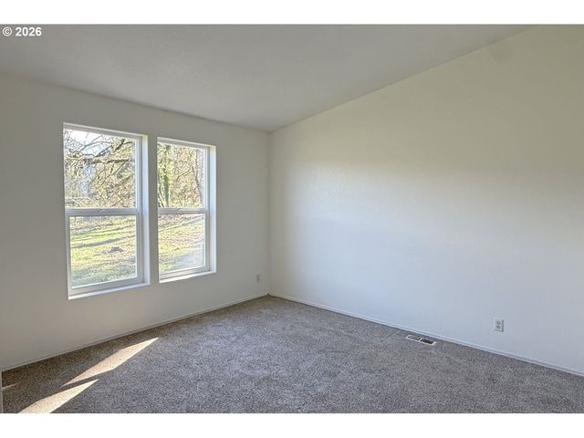 90750 HILL Rd, Springfield, OR 97478