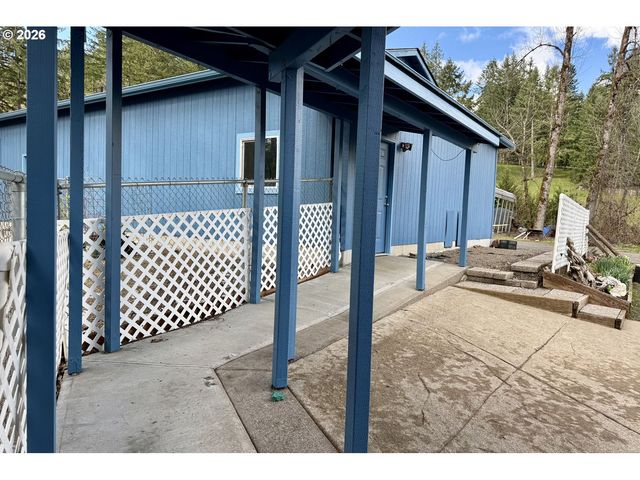 90750 HILL Rd, Springfield, OR 97478