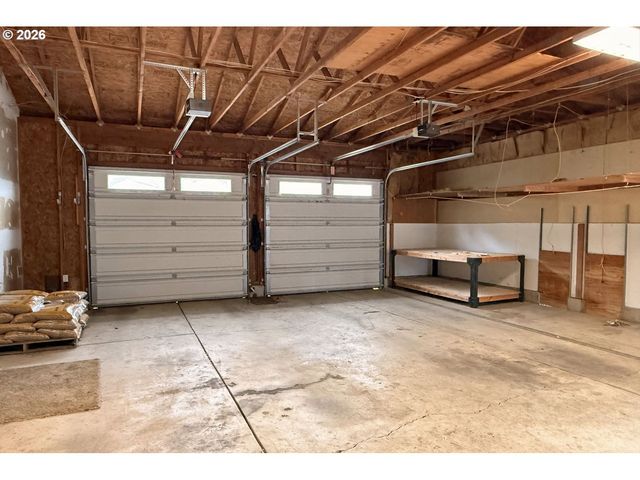 90750 HILL Rd, Springfield, OR 97478