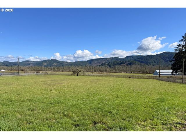 90750 HILL Rd, Springfield, OR 97478