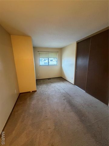 11752 Russet Meadow Drive, St Louis, MO 63146