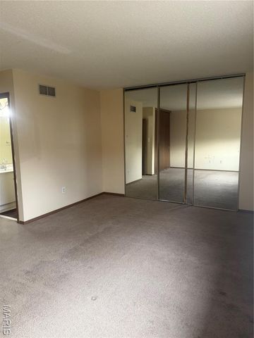 11752 Russet Meadow Drive, St Louis, MO 63146