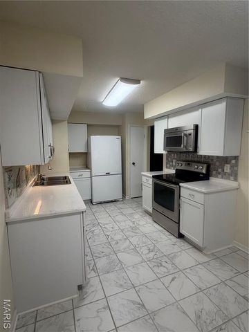 11752 Russet Meadow Drive, St Louis, MO 63146