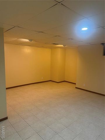 11752 Russet Meadow Drive, St Louis, MO 63146