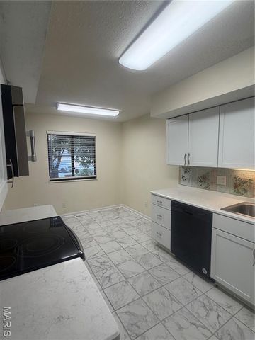 11752 Russet Meadow Drive, St Louis, MO 63146