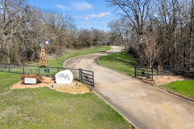 2194 Fm 2382, St Jo, TX 76265