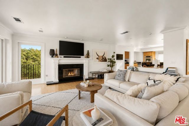 3411 Tareco Drive, Los Angeles, CA 90068