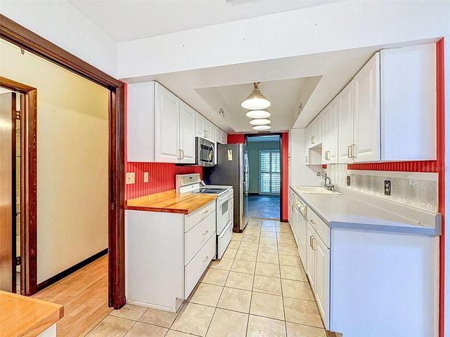 18202 OAKDALE RD, Odessa, FL 33556