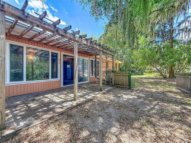 18202 OAKDALE RD, Odessa, FL 33556