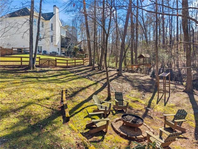 700 Parkside Drive, Woodstock, GA 30188