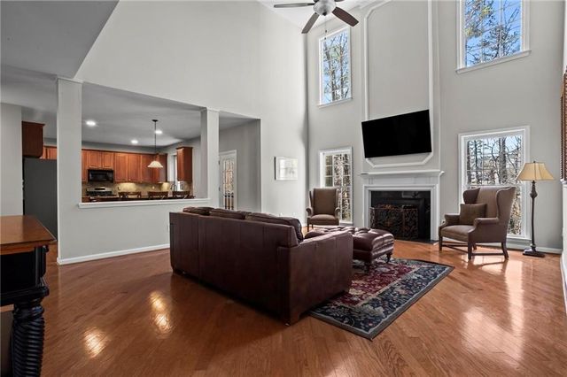 700 Parkside Drive, Woodstock, GA 30188