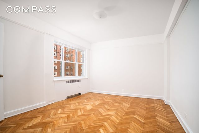 140 Cabrini Blvd Apt 53, New York City, NY 10033
