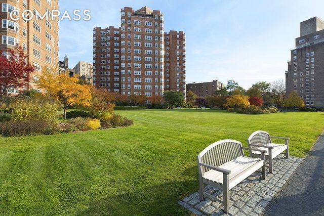 140 Cabrini Blvd Apt 53, New York City, NY 10033